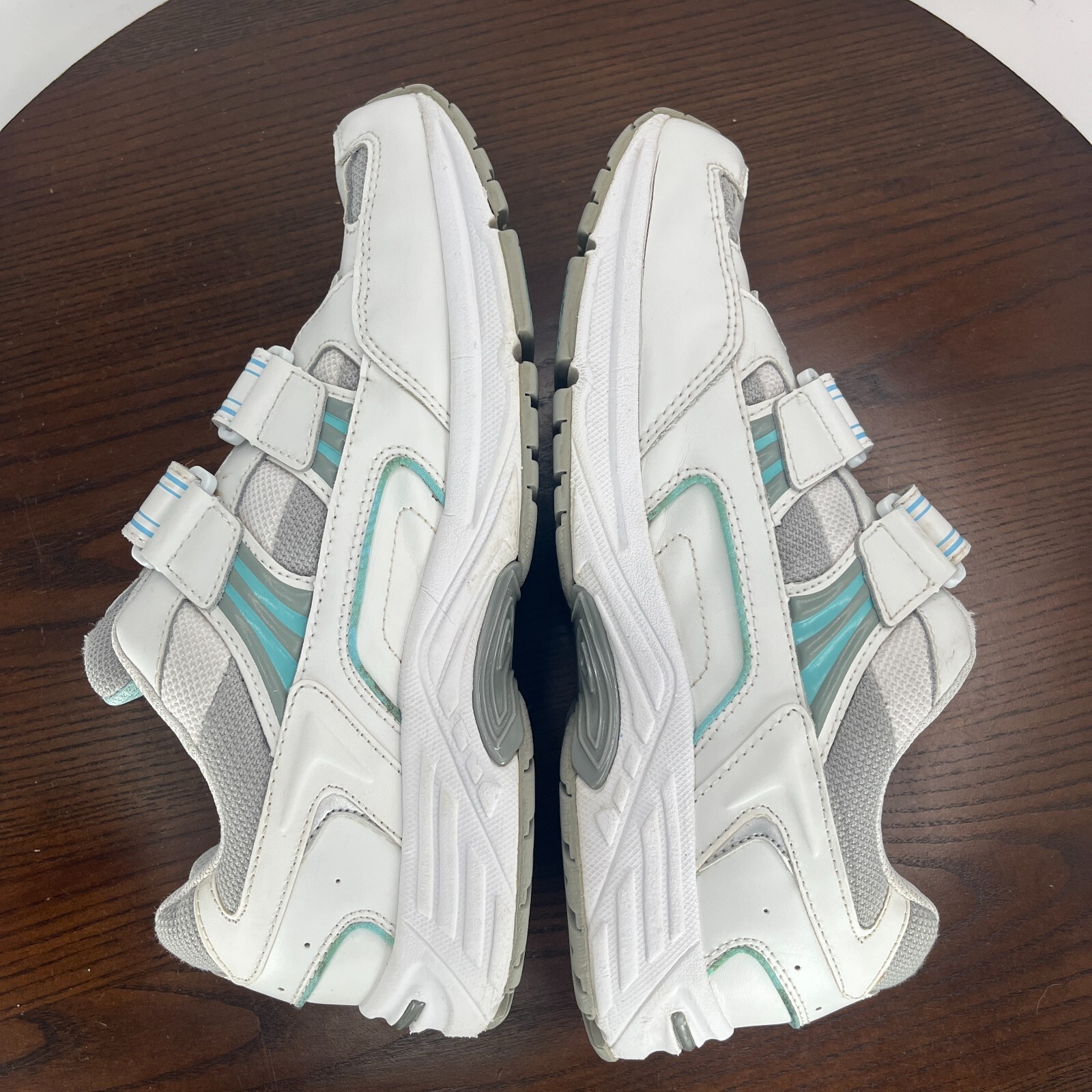 Vionic Tabi Shoes Women's 9 Wide White Gray Leather Double Strap Walking Sneaker