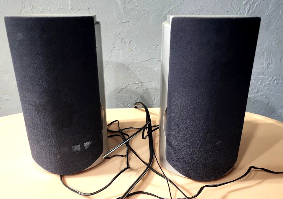 Micro sistema de rádio leitor de CD estéreo jWin JX-CD7000. Para peças ou reparos - Imagem 4 de 4