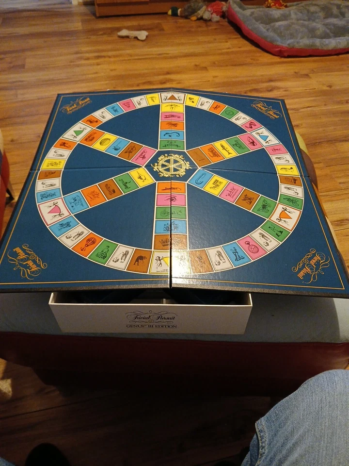 TRIVIAL PURSUIT MASTER GAME GENUS 3RD EDITION 1992 LOVELY & COMPLETE XMAS FUN - Image 4 of 4