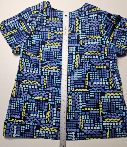 Scrubstar Scrub Top Womens Size Medium Black PolkaDot V-neck Healthcare Uniform - Picture 10 of 15
