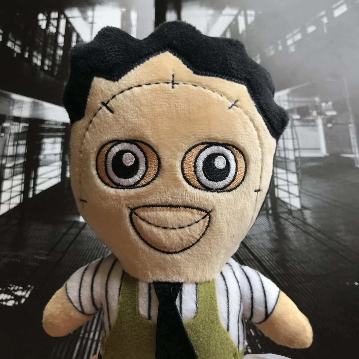 Saw – Billy the Puppet 13” Plush - Kidrobot