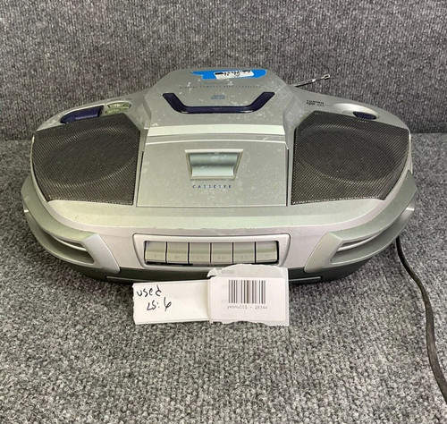 RadioShack CD-3345 AM FM Radio Boombox Digital Stereo Cassette CD Player