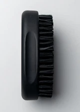 L3VEL3 Soft Palm Brush