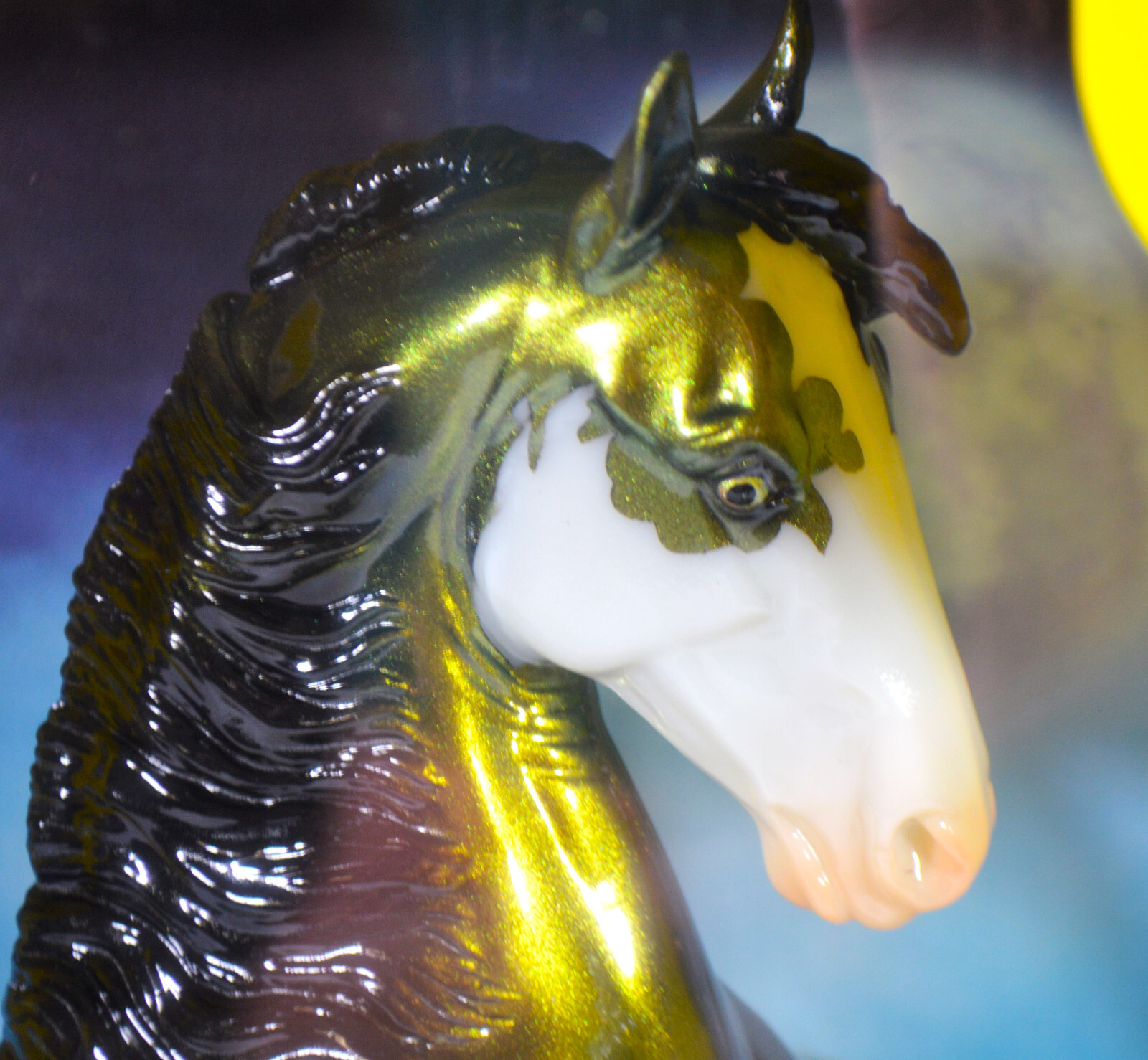 BREYER MAELSTROM HALLOWEEN MODEL HORSE PIRATE PINTO GLOW IN THE DARK
