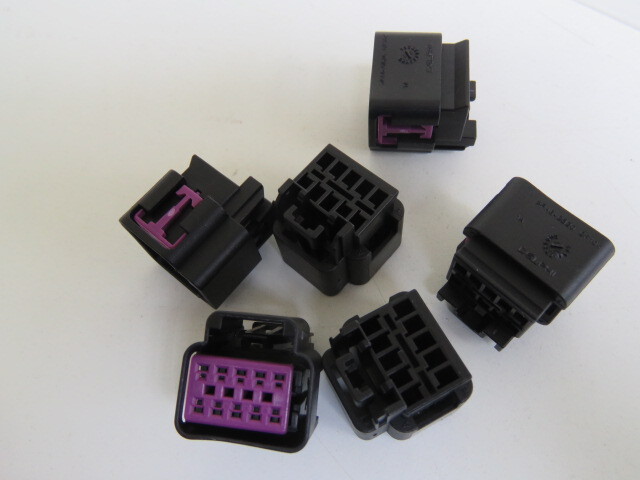 鉄道部品　荷物札セット Delphi 15332153 Qty of 10 per Lot CONNECTOR 10 WAY BLACK GT