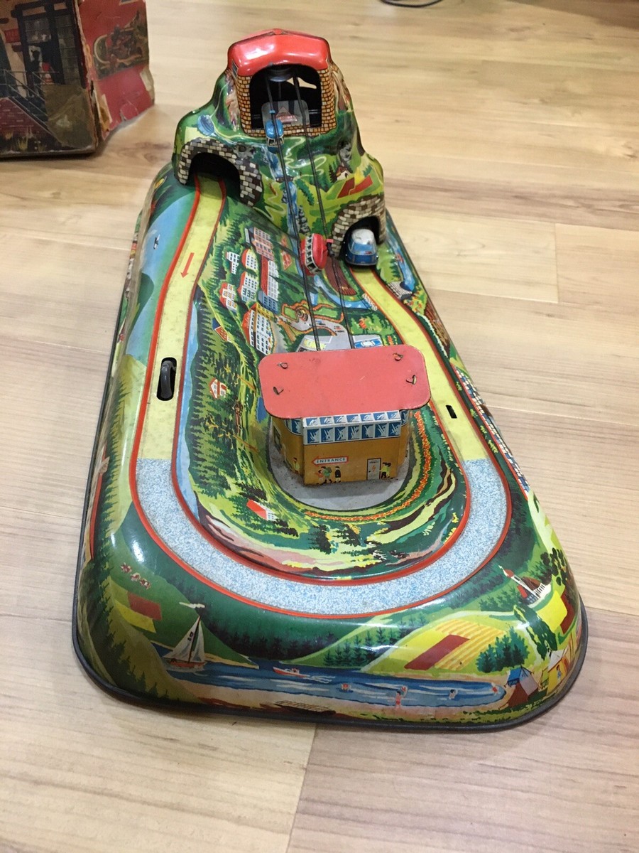 COCHE MECÁNICO, Technofix, con oruga de plástico, representando a Coney Island Ohio, fabricado