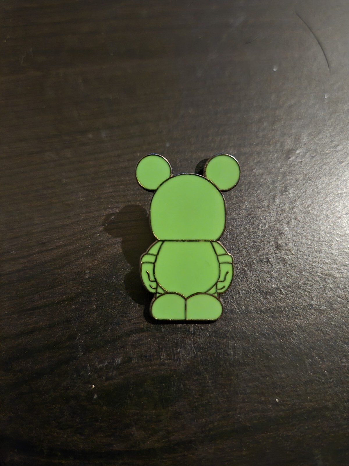 Disney Tradeable Collectable Pin - Green Mickey Silhouette