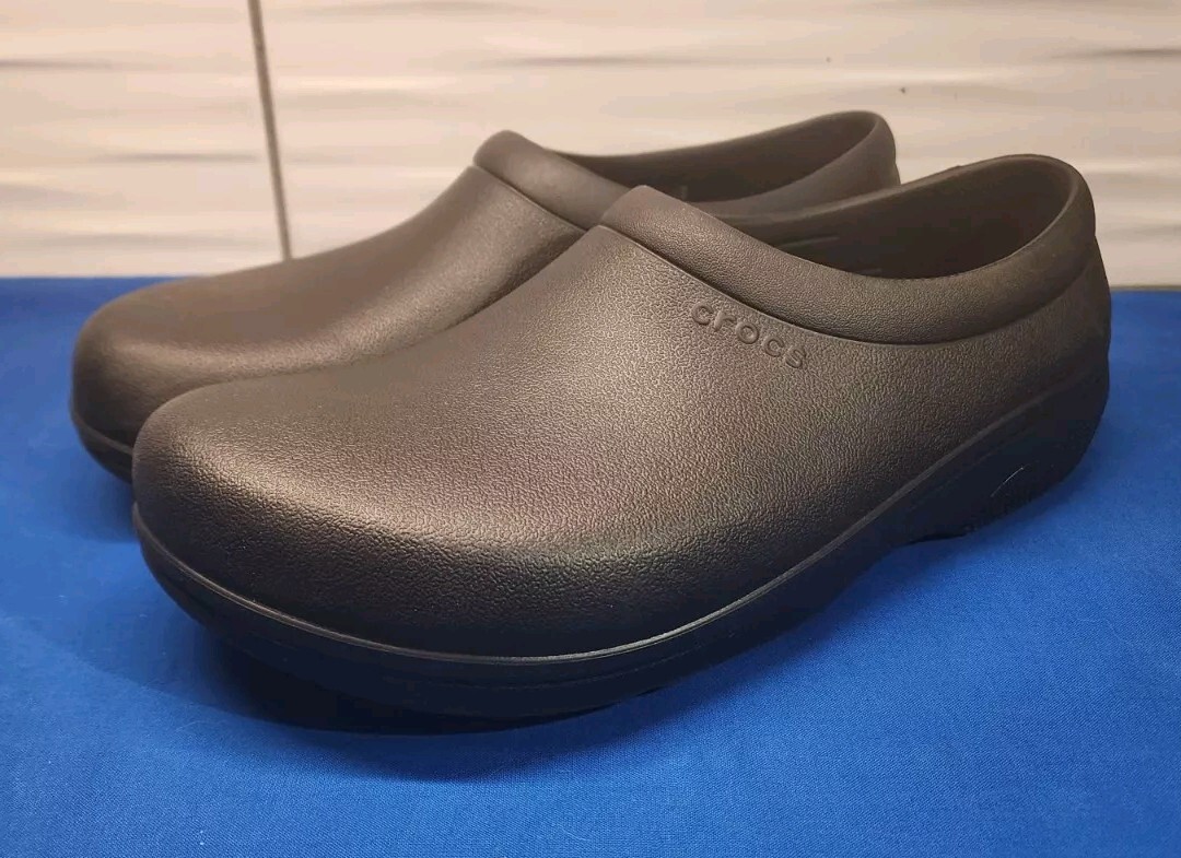 Casual Shoes Crocs On The Clock Shoes Crocs On The Clock Clog