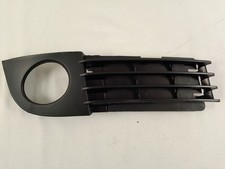 für Audi A6 Stoßstangengitter mit NSW-Loch rechts 03/97-04/04