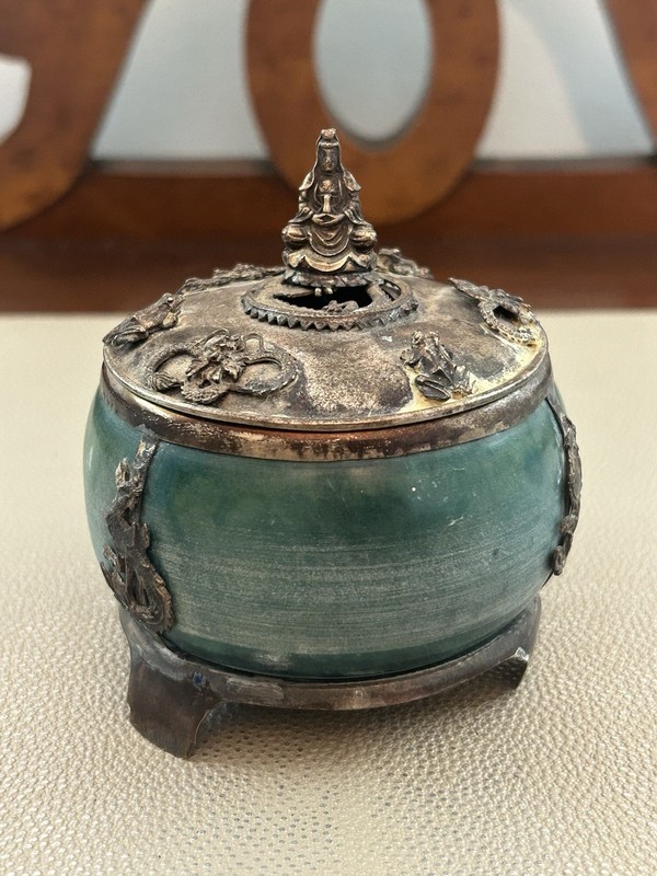 Vintage Green Stone Sino-Tibetan Round Incense Burner Silver 足银?