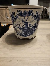 Vintage Delft Blauw Handpainted Signed Planter 5”