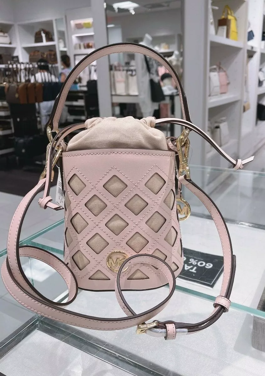 Michael Kors AIDY Small Bucket Drawstring Leather Crossbody Bag MK Powder  Blush | eBay