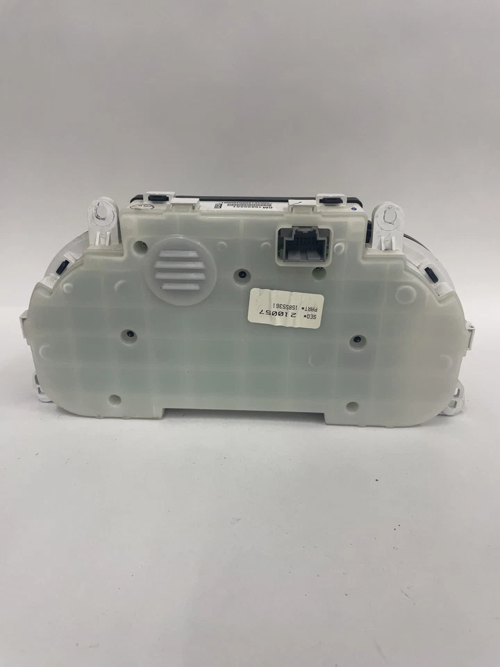 Chevrolet Cobalt 2005-06 velocímetro MPH velocímetro indicador de combustible 2,2 L sin equipamiento deportivo Foto 4 de 4