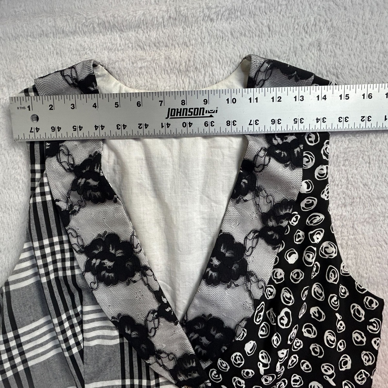 Women's Patchwork Pattern Shawl Collar Vest Black… - image 3