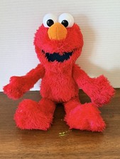 Sesame Street Tickle Me Elmo C0923 Hasbro 2016 14" Laughs Shakes WORKS