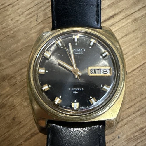 Vintage Seiko 7006-7119 AUTOMATIC MEN'S WRISTWATCH 17 JEWELS BLACK LEATHER BAND