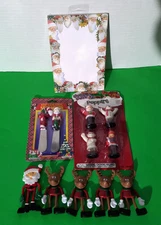 Christmas Lot Assorted Items Plastic Reindeer Santa-2 Spreaders-Poppers-Paper