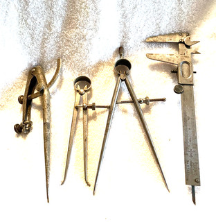 VINTAGE MACHINISTS DRAFTING TOOLS COMPASS STARRETT SEARS FULTON RULER (4)