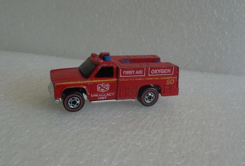 VINTAGE 1974 MATTEL HOT WHEELS REDLINE EMERGENCY UNIT SQUAD RED TRUCK #50