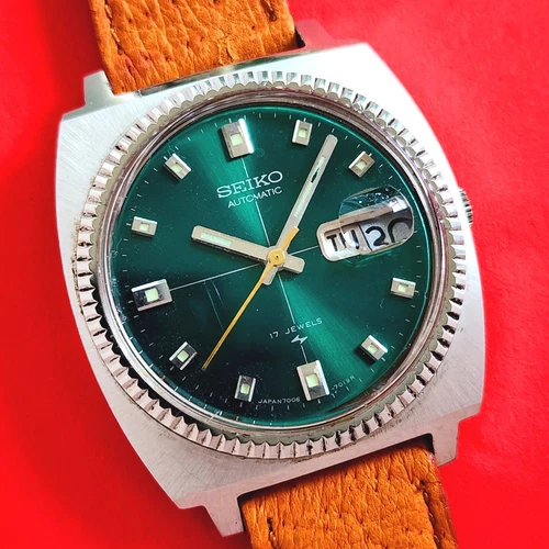 Seiko Green Dial Automatic Watch Day Date 7009-7017 Rare Vintage For Repair