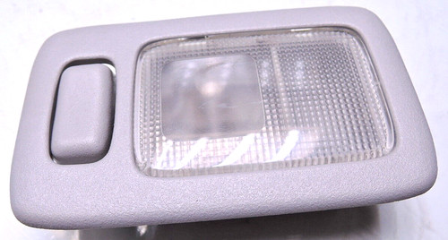 1x MITSUBISHI PAJERO III / INNENRAUMLEUCHTE LICHT LEUCHTE / innen (KY95)