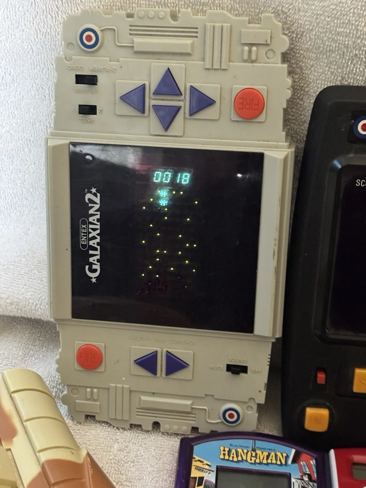 juegos electrónicos portátiles vintage Foto 2 de 4