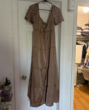 Show Me Your MuMu XL Brown Satin Solid V-Neck Short Sleeve Tiered Maxi Dress