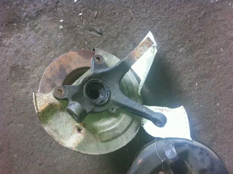 85 86 87 88 89 90 COLT RIGHT FRONT BRAKES ROTOR ONLY 1.8 LITER - Image 4 of 4