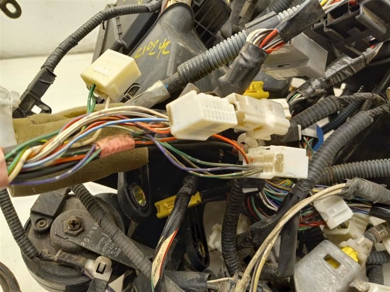 01 02 Lexus LS430 Main Engine Room Harness 82111-50700