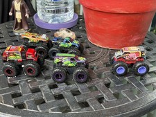 Hot Wheels Monster Trucks 2022 Teenage Mutant...