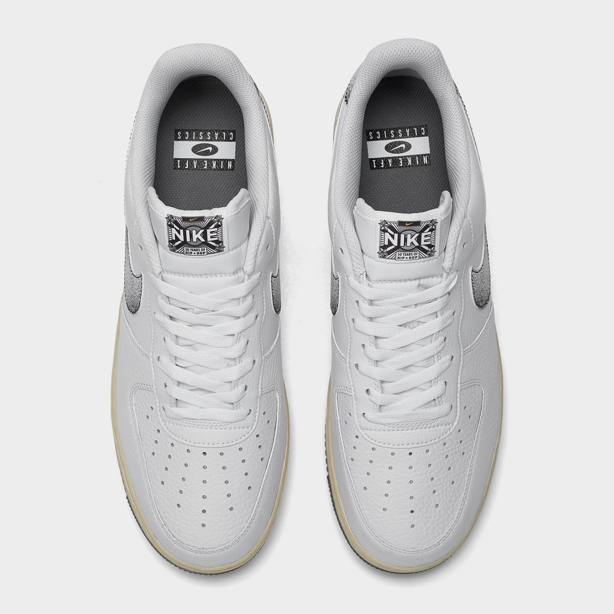Nike D1503-117 シューズ グレー/ホワイト 国内5月18日/9月24日/11月18日発売予定】ナイキ ウィメンズ