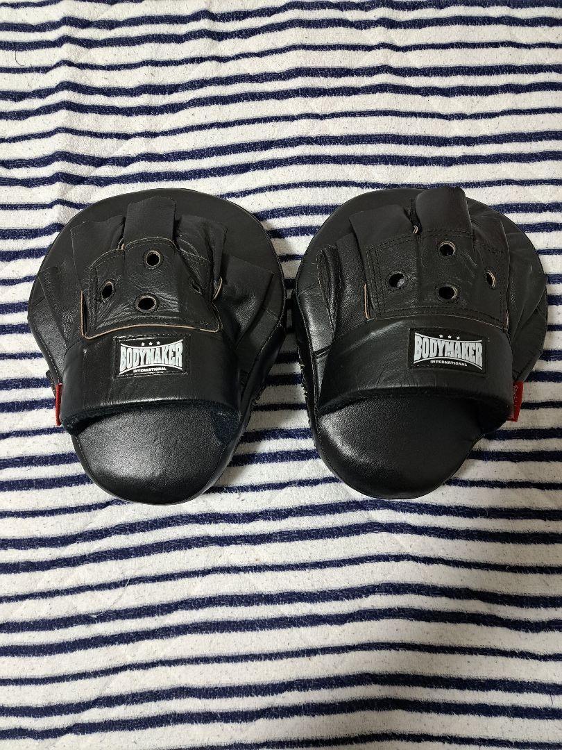 BODYMAKER] Boxing Punching Mitts Black - Stored for years in JAPAN