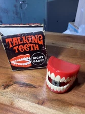 Fishlove & Co Wind-Up Talking Teeth Original Box No Key 1970 USA Vintage