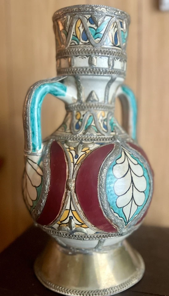 Jarrón marroquí vintage a dos manos con incrustaciones de plata/estaño Foto 3 de 4