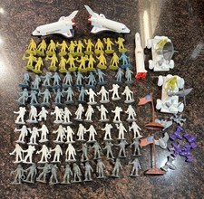 80 Astronaut 2" Figures Plastic Space Astronauts Rover Rocket Shuttles Vintage