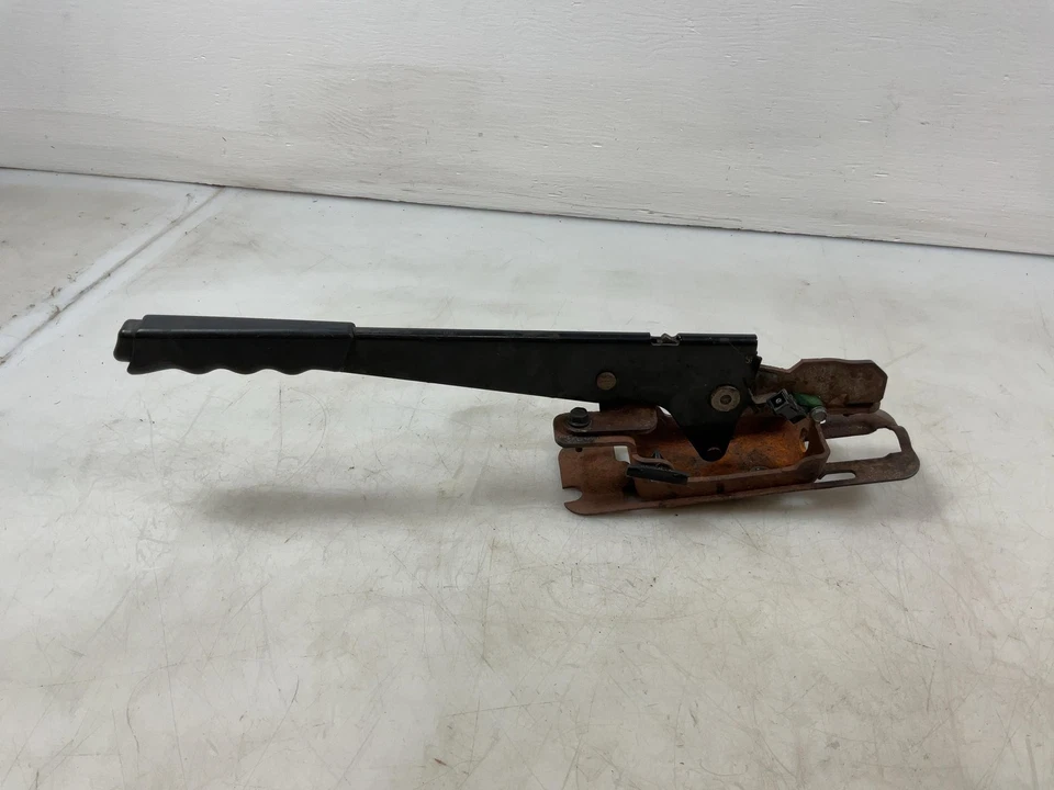 Manija de freno de emergencia Jeep TJ Wrangler OEM 1997 1998 1999 2000 2001 2002 053670 Foto 2 de 4