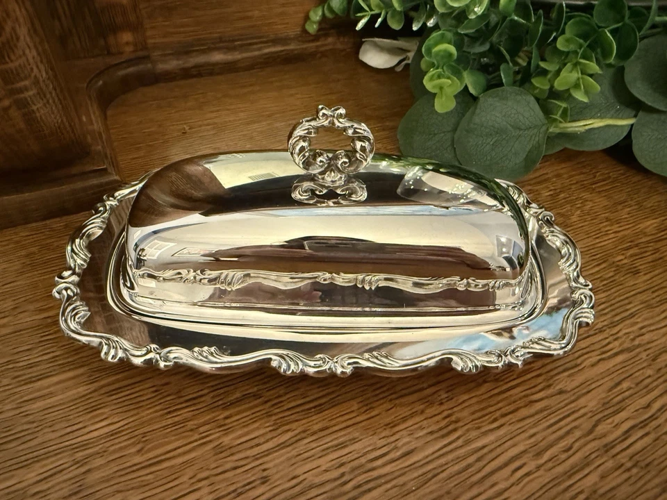 "Plato de mantequilla cubierto de plata Oneida Georgian Scroll 8"" con caja de inserción de vidrio" Foto 4 de 4