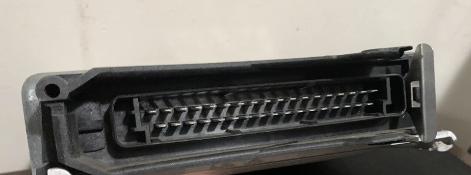 Computadora Saab 1991 900S 16 válvulas Jetronic Brain Box Bosch Part# 0280000901 Foto 4 de 4