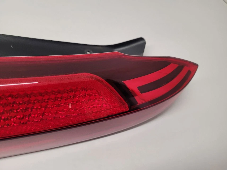 2020-2022 KIA SOUL RH Passenger Tail Light Model Incandescent 92402K0010 Foto 3 de 4