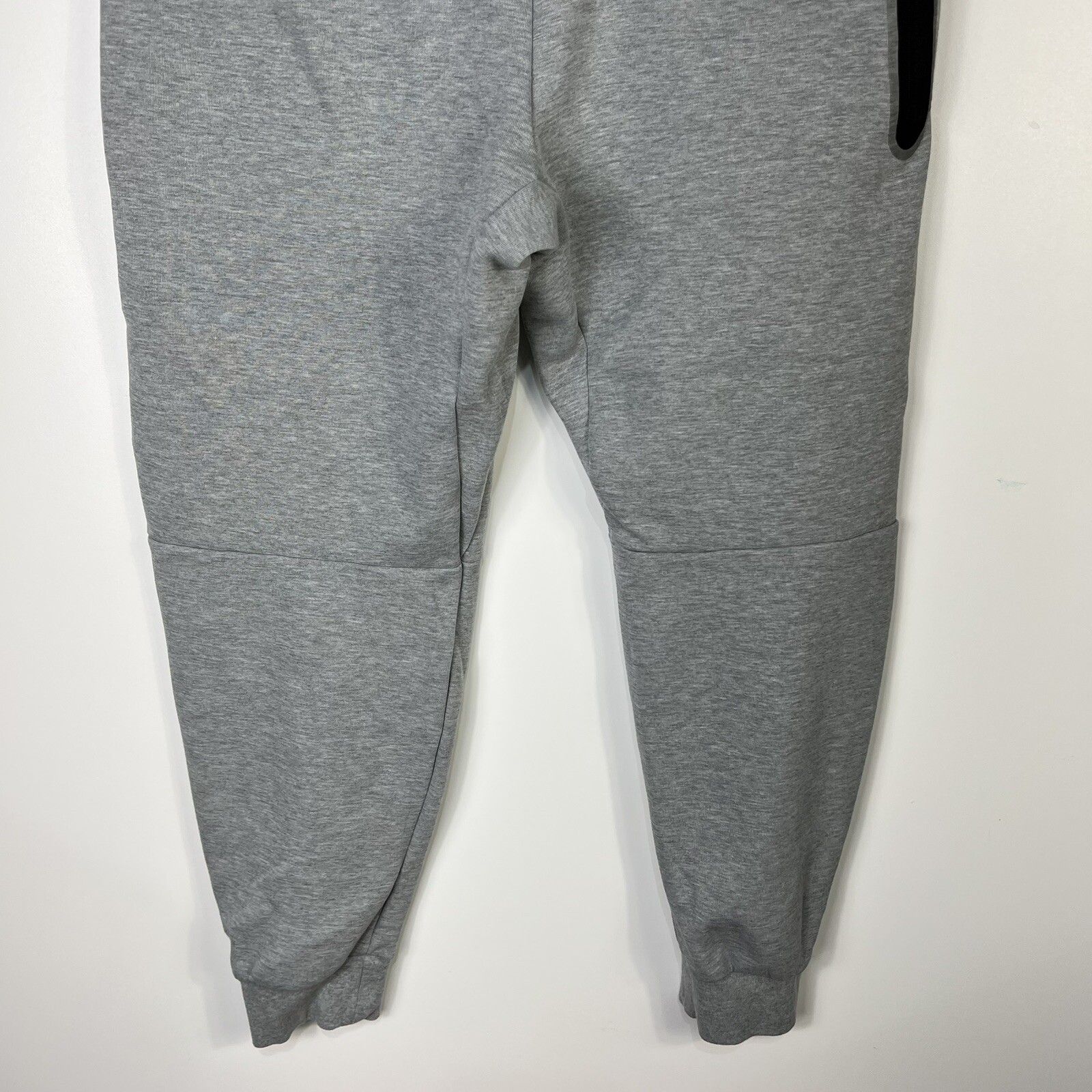 Nike Sportswear Tech Fleece Joggers Heather Grey CU44… Gem