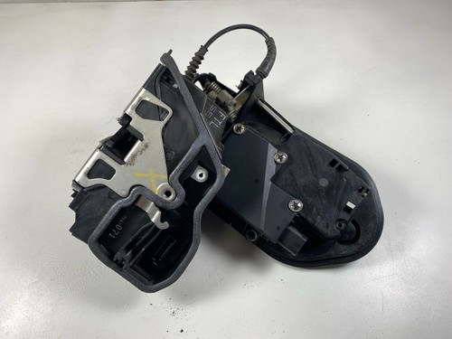 2004-08 BMW E60 5-SERIES DRIVER FRONT DOOR LOCK ACTUATOR - Picture 3 of 3