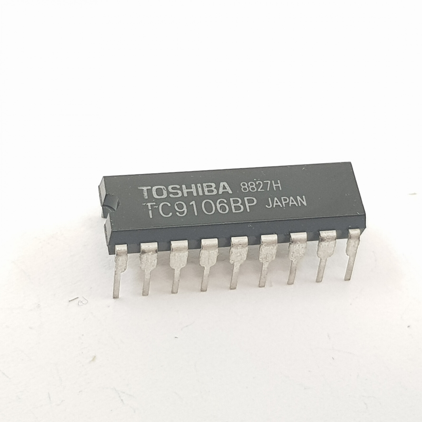 TC4075BP TOSHIBA Circuiti integrati (CI) - Electronics