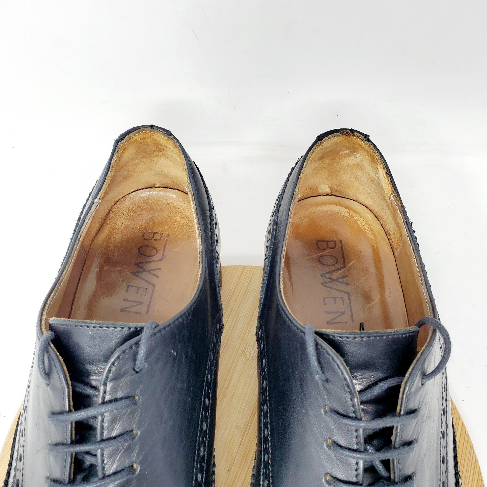 SAOLA Scarpe Bowen uomo 11 D pelle nera punta alare full brogue medaglione abito Oxford