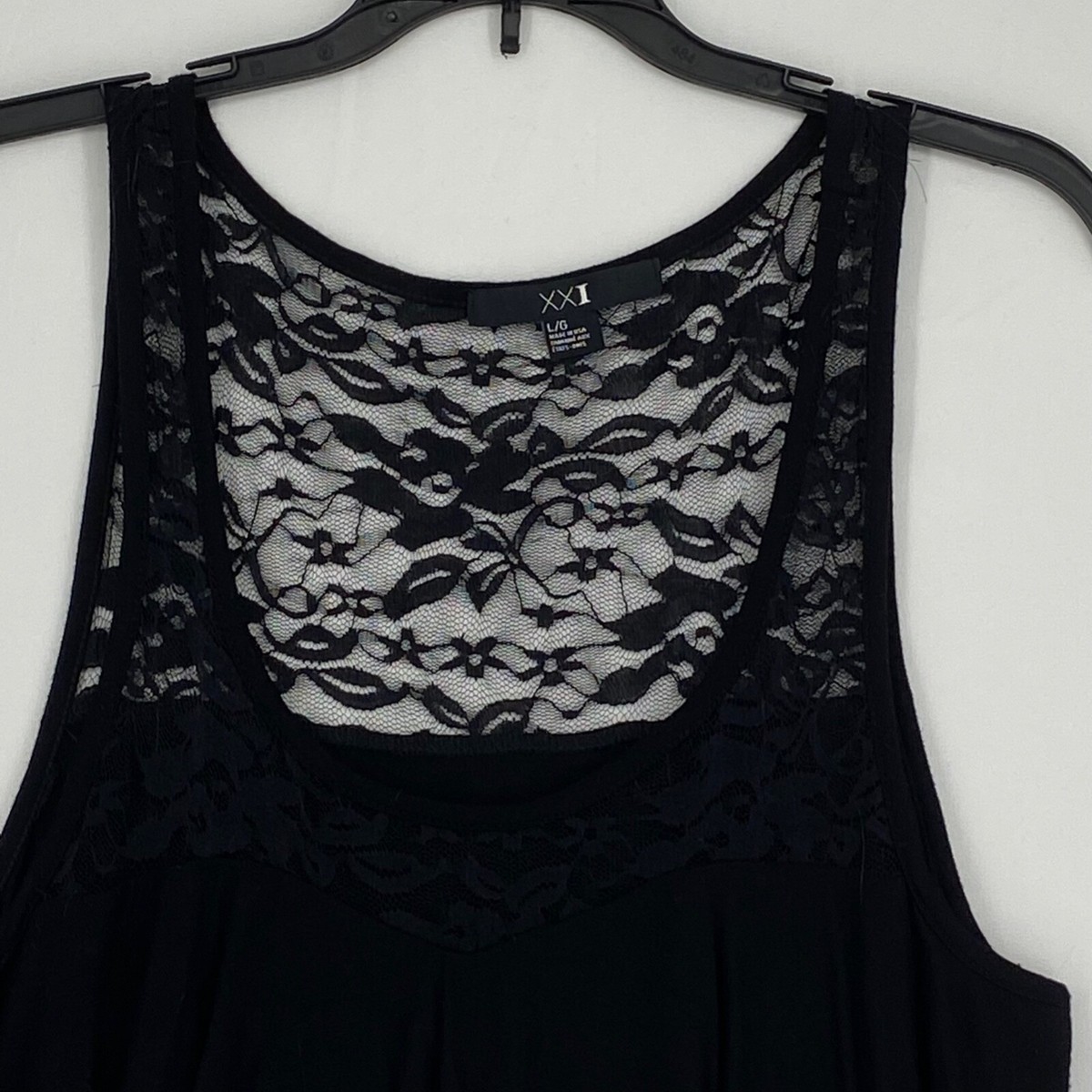 XXI 21 Womens Size Large Camisole Tank Top Black Knit Lace Trim
