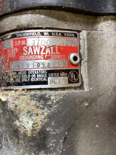Milwaukee 6507 Corded Heavy Duty Sawzall 120V Reciprocating Saw Extra Blades - Picture 7 of 7