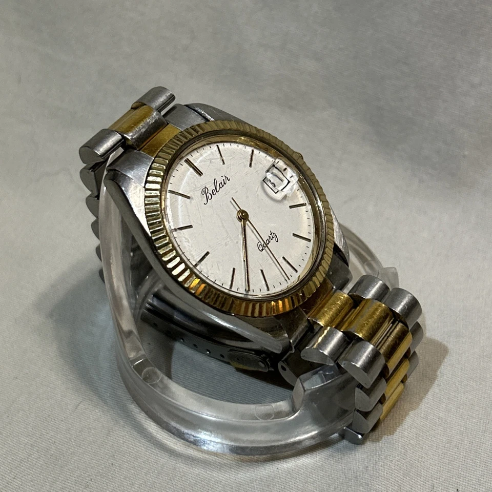 Vintage Belair Stainless Steel Men's Sport Watch Quartz Bubble Date Magnifier  - Image 3 of 4