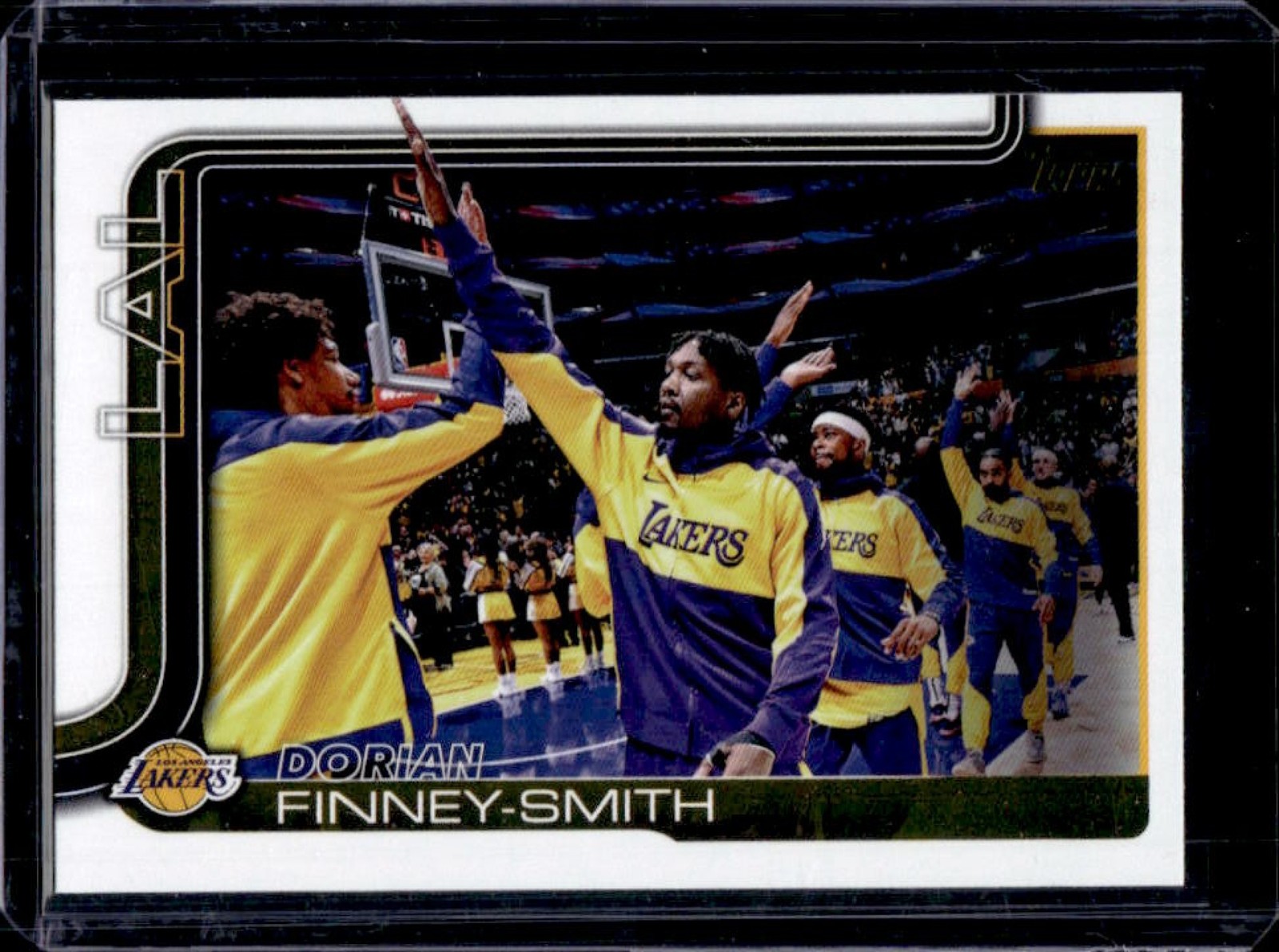 2025-26 Topps Dorian Finney-Smith Golden Mirror Image Variation SSP #149 Lakers