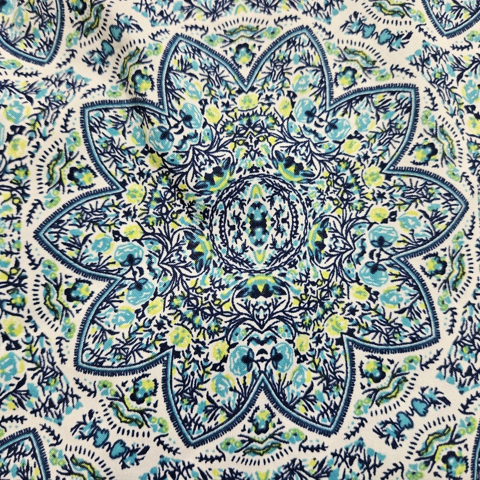 Blusa Cami Desteñida Glory Para Mujer Pequeña Verde Azulado Estampado Mandala Plisado Cuello Tirantes Foto 2 de 4