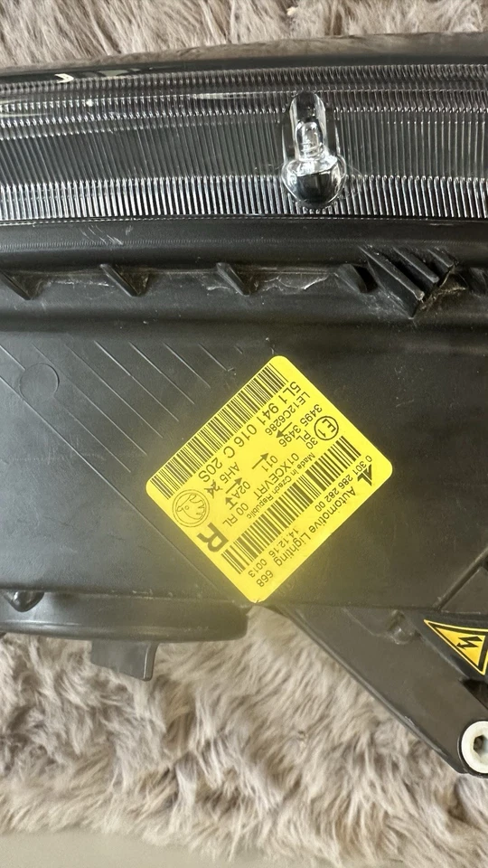 Original SKODA YETI 5L0 Scheinwerfer rechts 5L1941016C - Bild 3 von 3