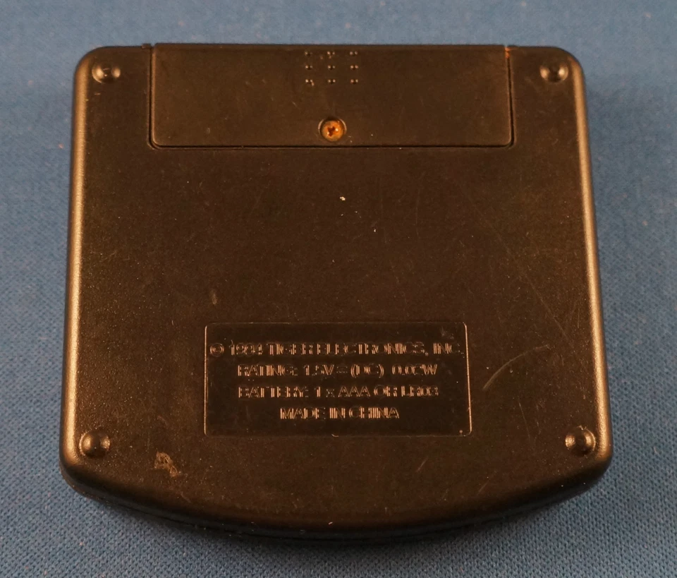 BICICLETA SOLITARIO ELECTRÓNICA PORTÁTIL LCD JUEGO CASINO LAS VEGAS TIGER DE COLECCIÓN Foto 2 de 2